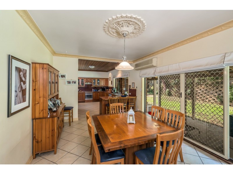 17 Glen Ruther Court, Mount Crosby QLD 4306