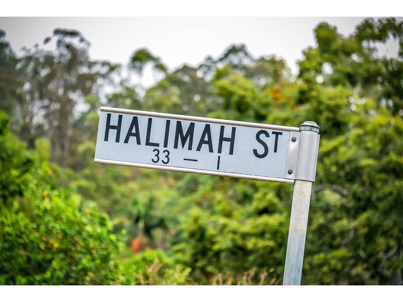 27 Halimah St, Chapel Hill QLD 4069