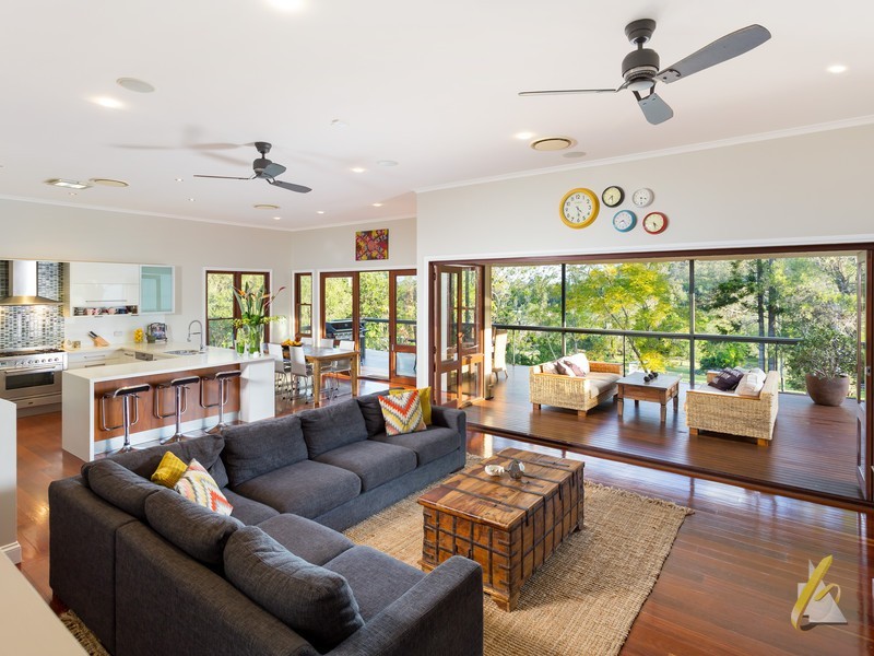 86 Obrien Road, Pullenvale QLD 4069