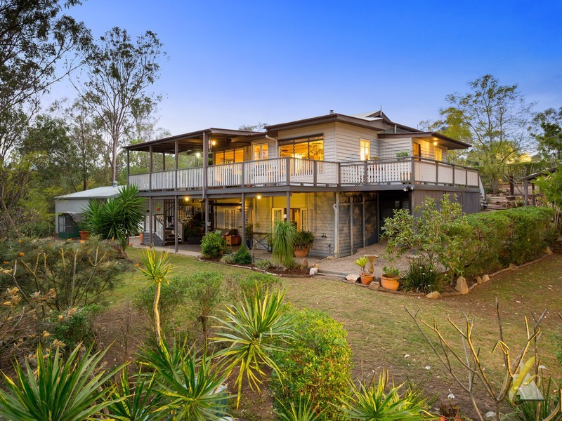 1020 Mt Crosby Road, Mount Crosby QLD 4306