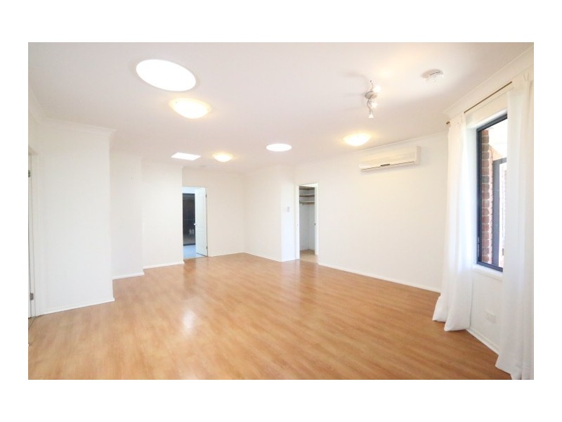 11 Stanaway Place, Bellbowrie QLD 4070