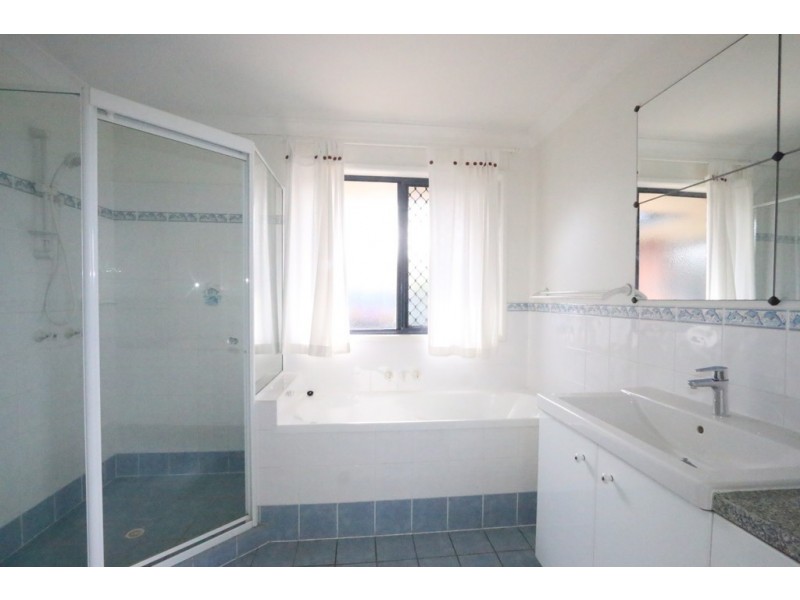 11 Stanaway Place, Bellbowrie QLD 4070