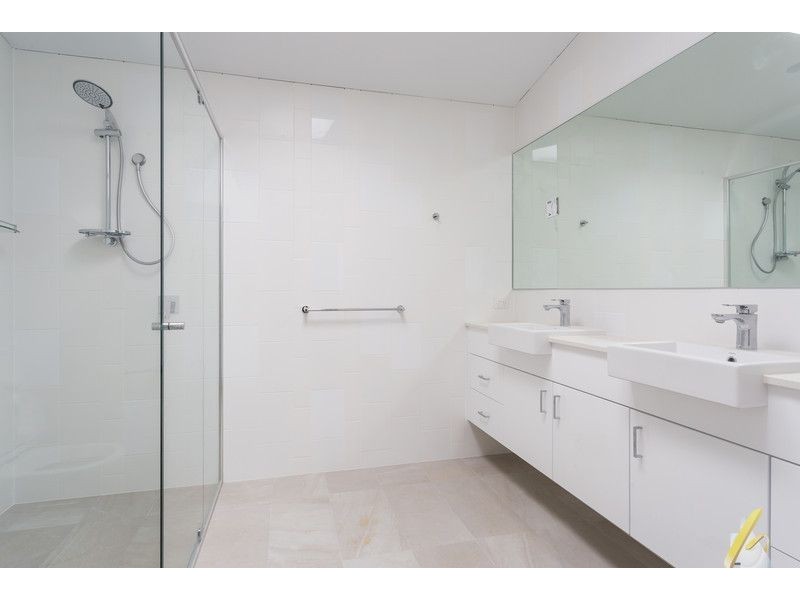 33-41 Kersley Road, Kenmore QLD 4069