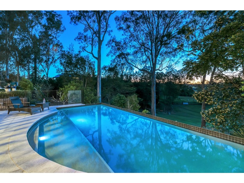 10 Katherine Court, Karalee QLD 4306