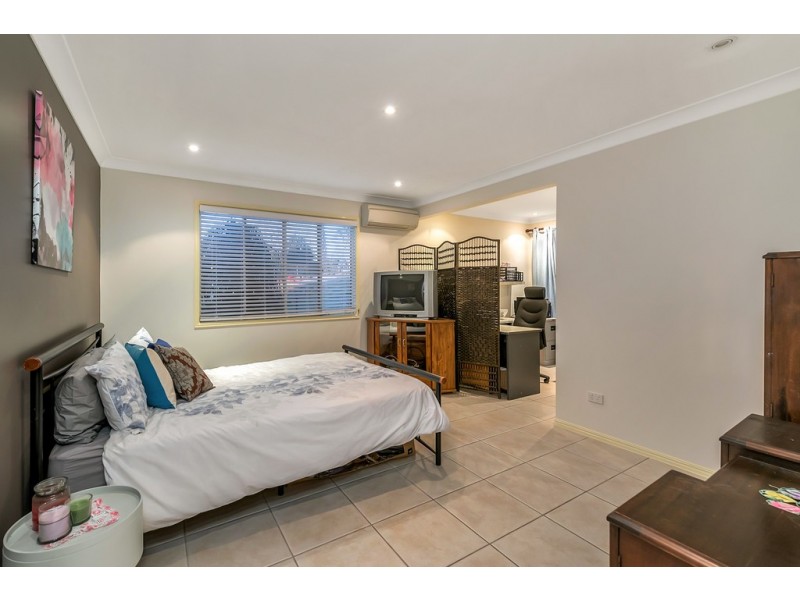 10 Katherine Court, Karalee QLD 4306