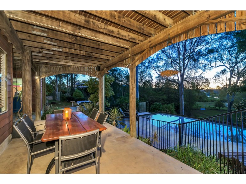 10 Katherine Court, Karalee QLD 4306