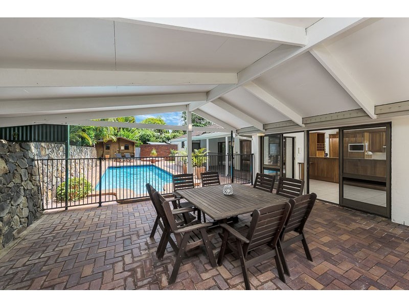 12 Dusk Street, Kenmore QLD 4069