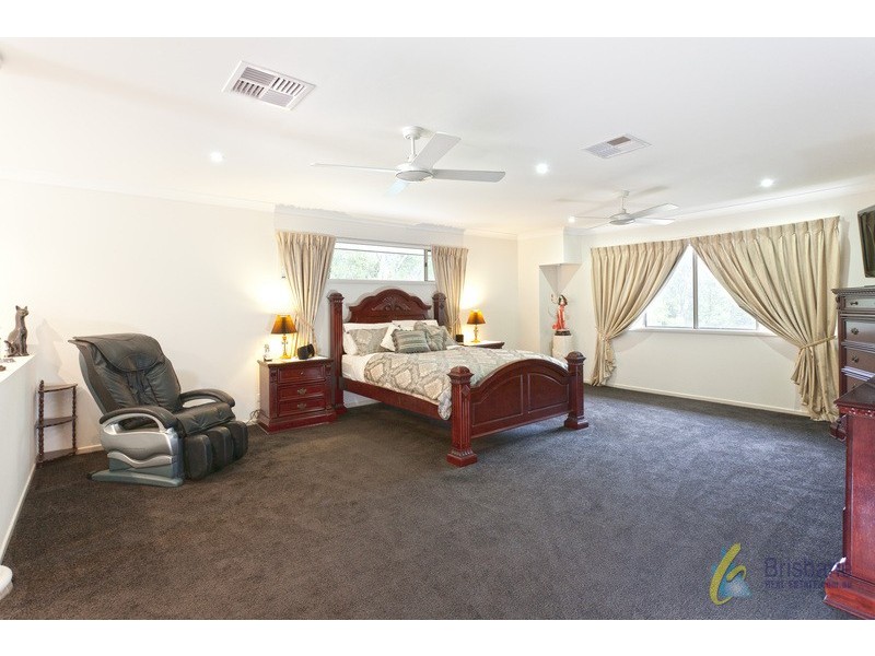 39 Kamala Drive, Pullenvale QLD 4069