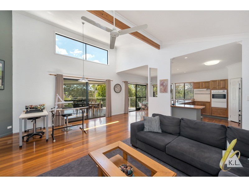 15 St Andrews Drive, Karana Downs QLD 4306
