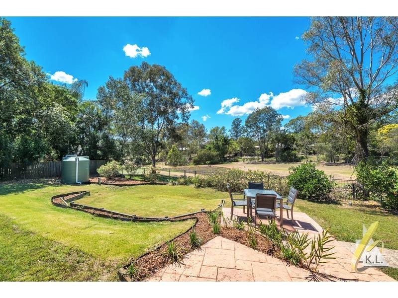 15 St Andrews Drive, Karana Downs QLD 4306