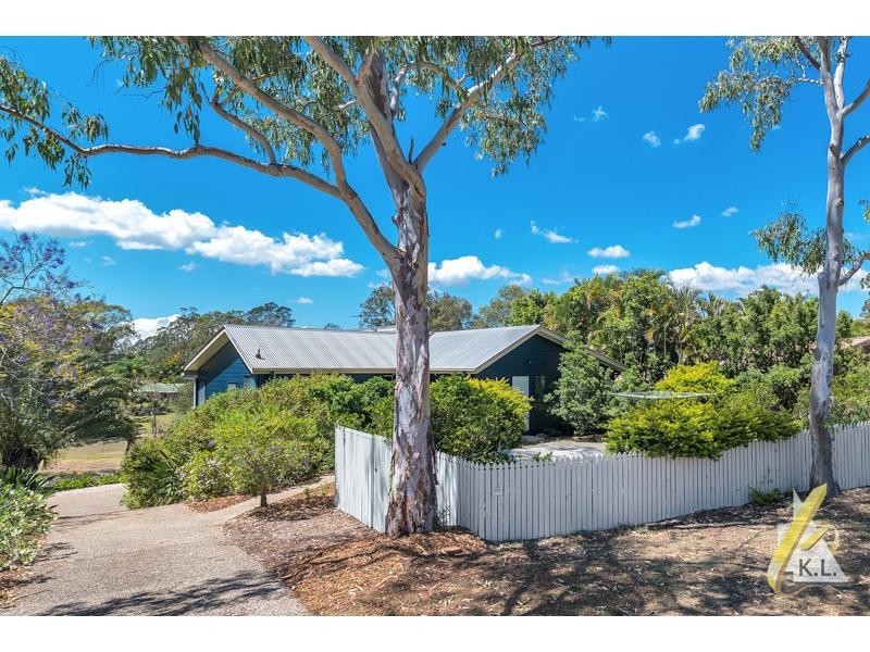 15 St Andrews Drive, Karana Downs QLD 4306