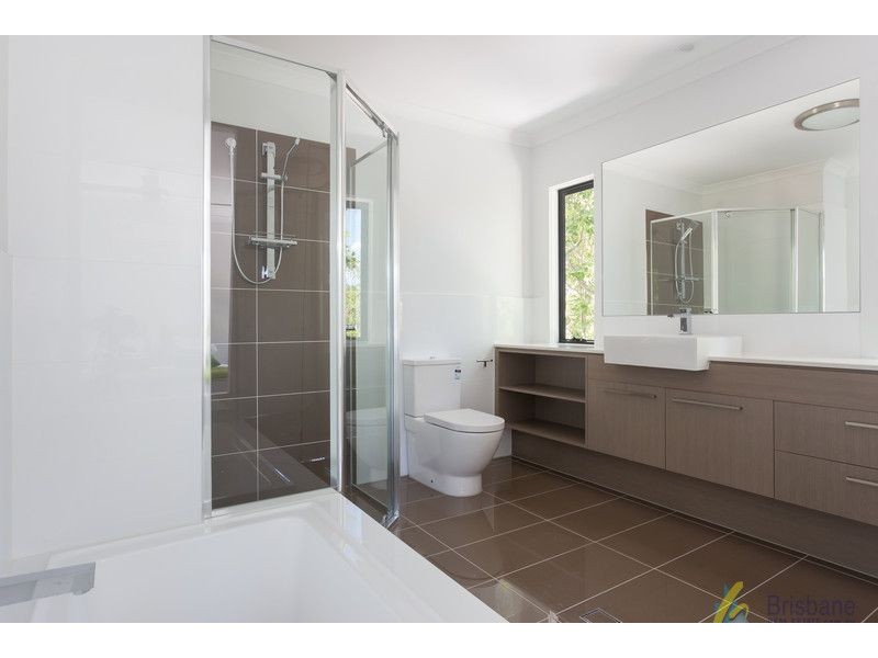 16/62 Bozatto Place, Kenmore QLD 4069