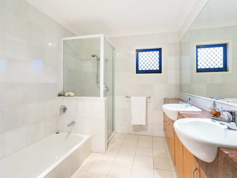 8/278 Indooroopilly Road, Indooroopilly QLD 4068