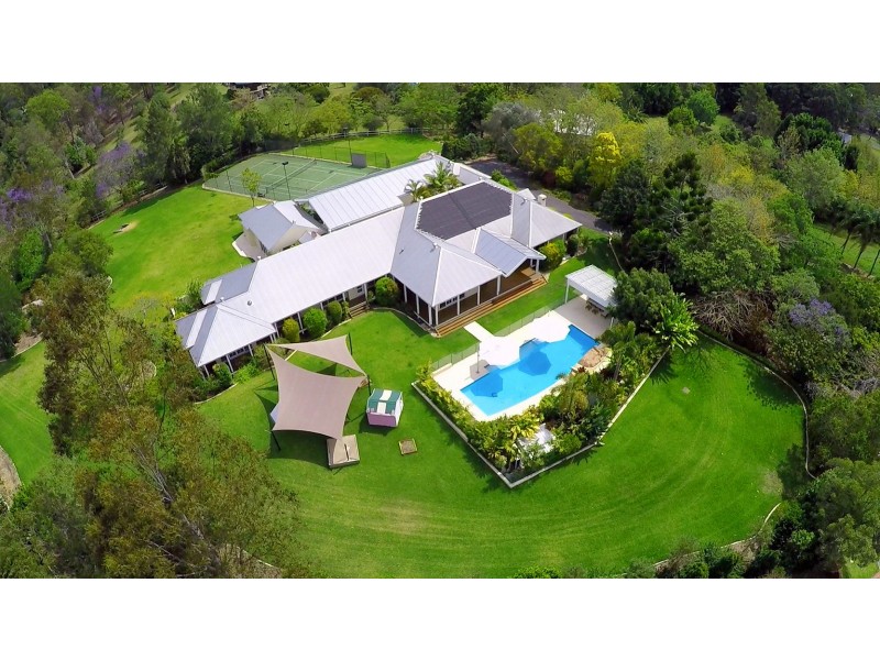 29 Massey Place, Brookfield QLD 4069