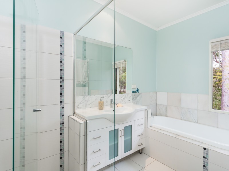 543 Grandview Road, Pullenvale QLD 4069