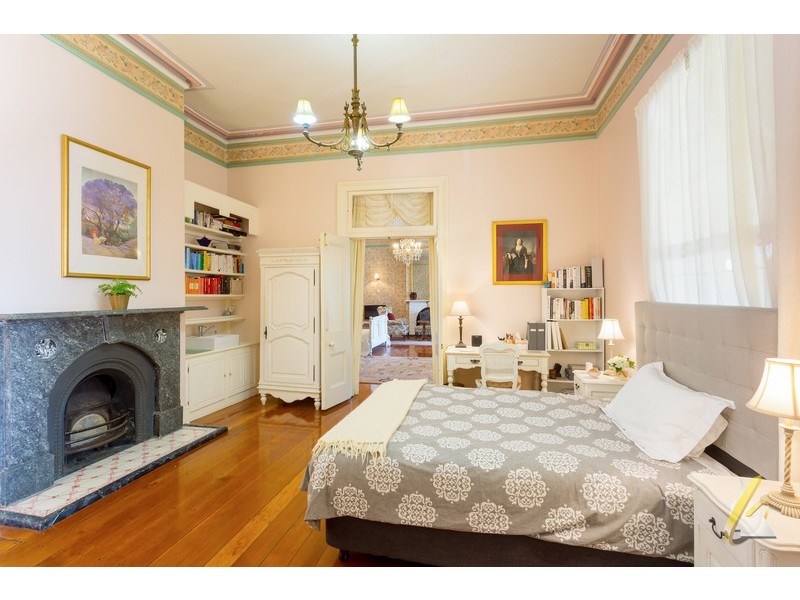 6/23 Curlew Street, Toowong QLD 4066