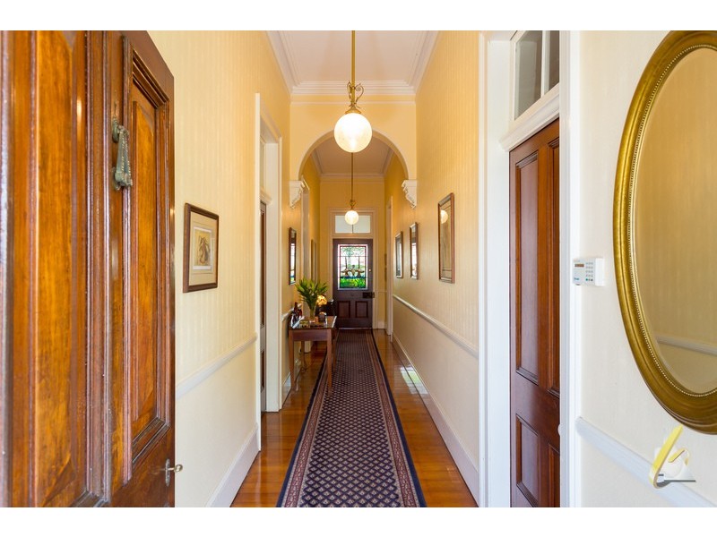 6/23 Curlew Street, Toowong QLD 4066