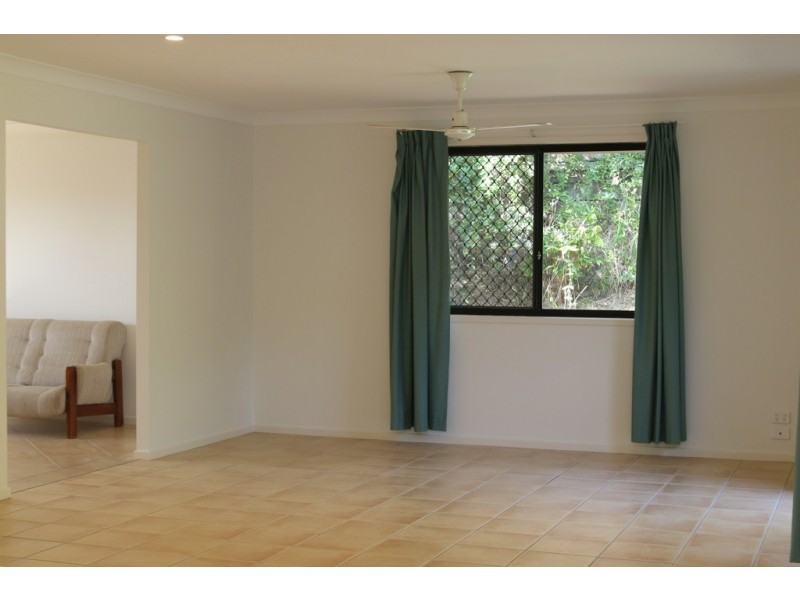 22 Greenford Street, Chapel Hill QLD 4069