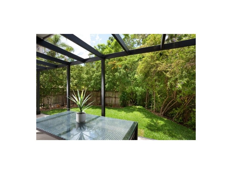103 Russell Tce, Indooroopilly QLD 4068