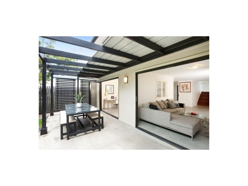 103 Russell Tce, Indooroopilly QLD 4068