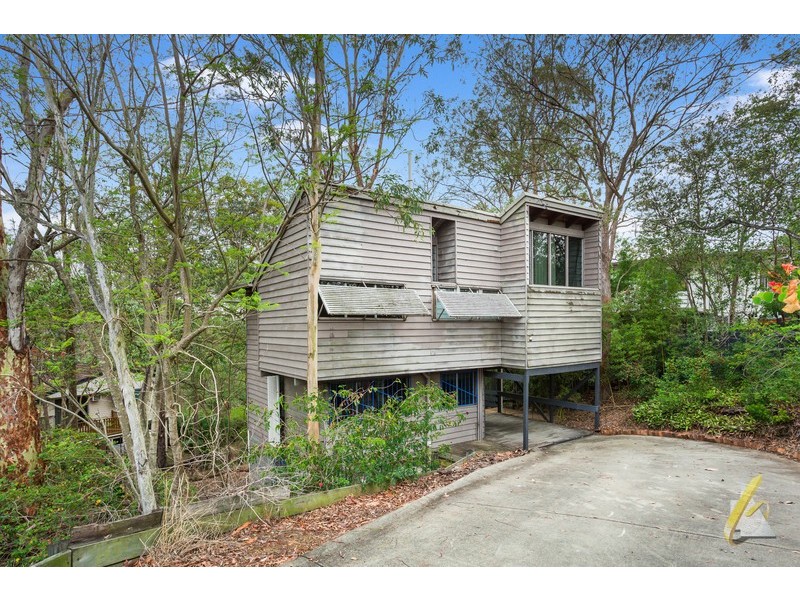 26 Fig Tree Pocket Road, Chapel Hill QLD 4069