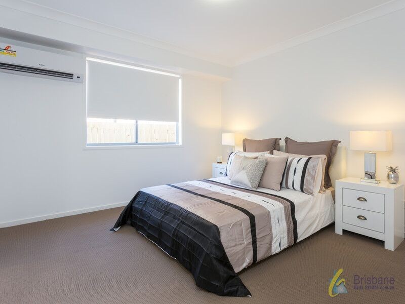 5 Robert Jones St, Redbank Plains QLD 4301