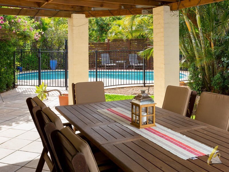 82 Boyd Terrace, Brookfield QLD 4069