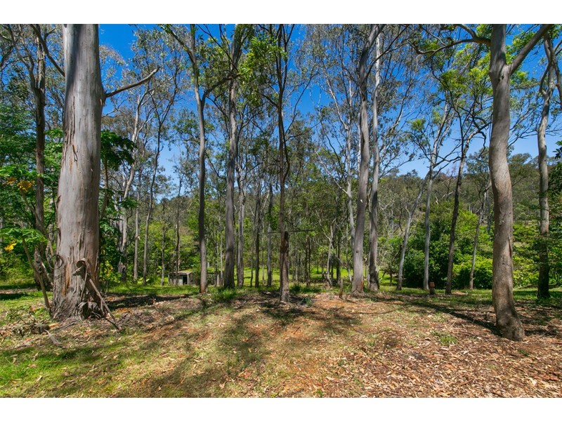 26 Herron Road, Pullenvale QLD 4069