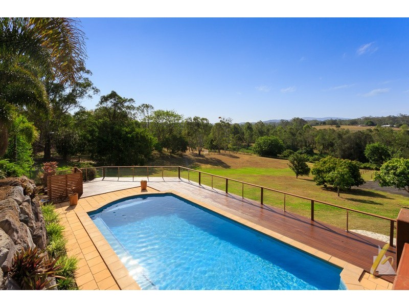 110 Lather Road, Bellbowrie QLD 4070