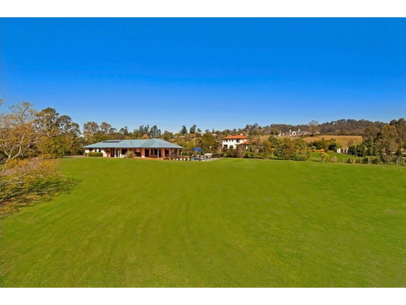 60 Summerland Pl, Pullenvale QLD 4069