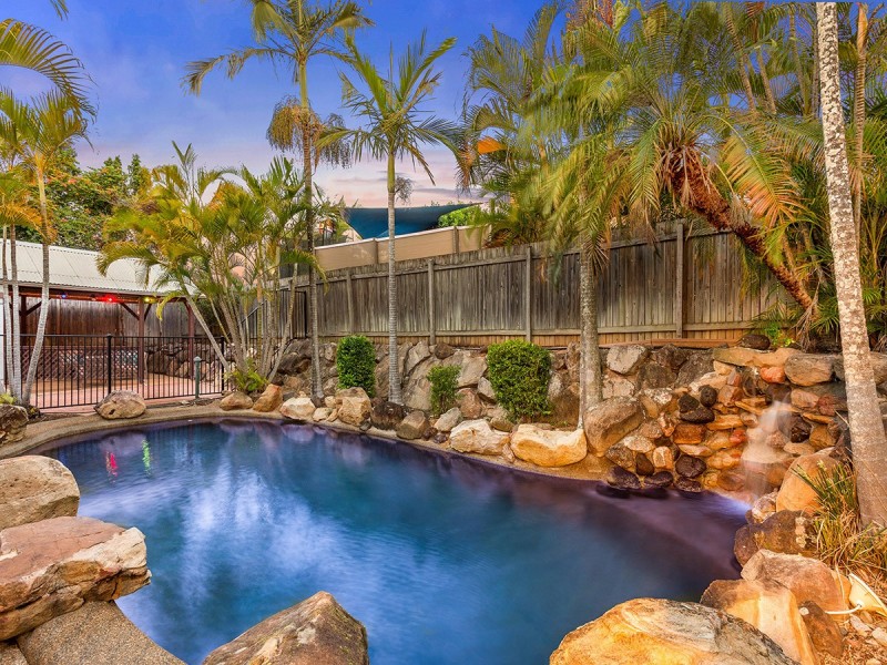 12 Baikal Place, Westlake QLD 4074