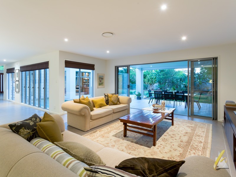 4 Sonanne Pl, Fig Tree Pocket QLD 4069