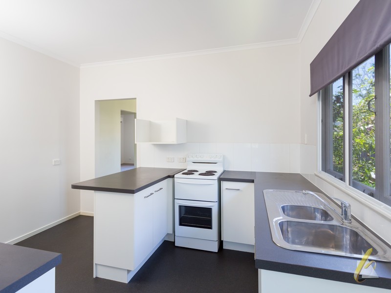 22 Coleman Street, Graceville QLD 4075