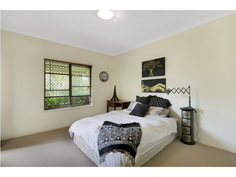 65 Lyndale Rd, Pullenvale QLD 4069