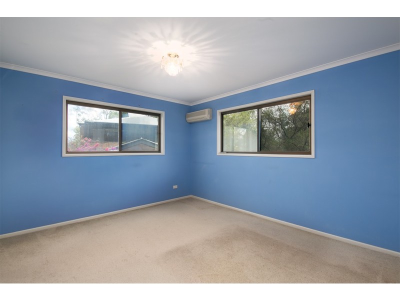 15 Ludlow St, Chapel Hill QLD 4069