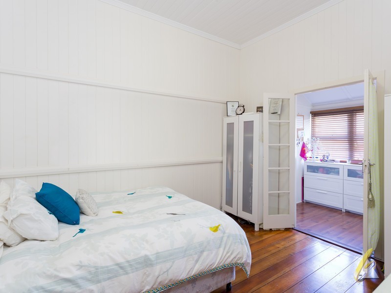 30 Leybourne Street, Chelmer QLD 4068