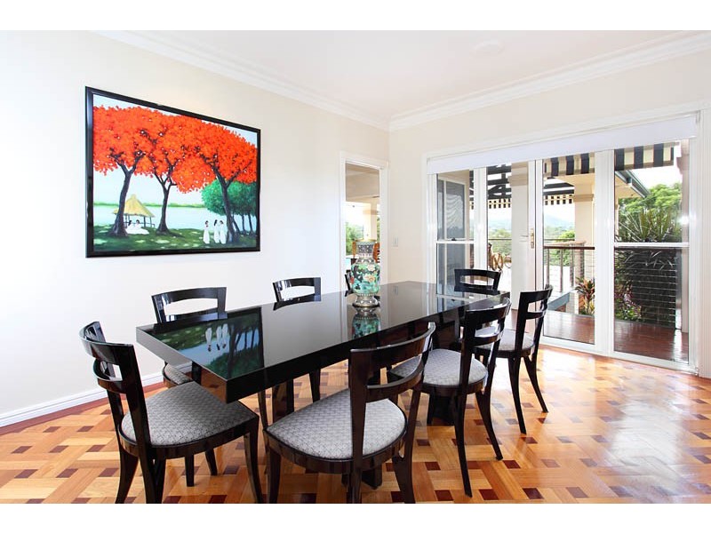 135 Woodward Place, Pullenvale QLD 4069
