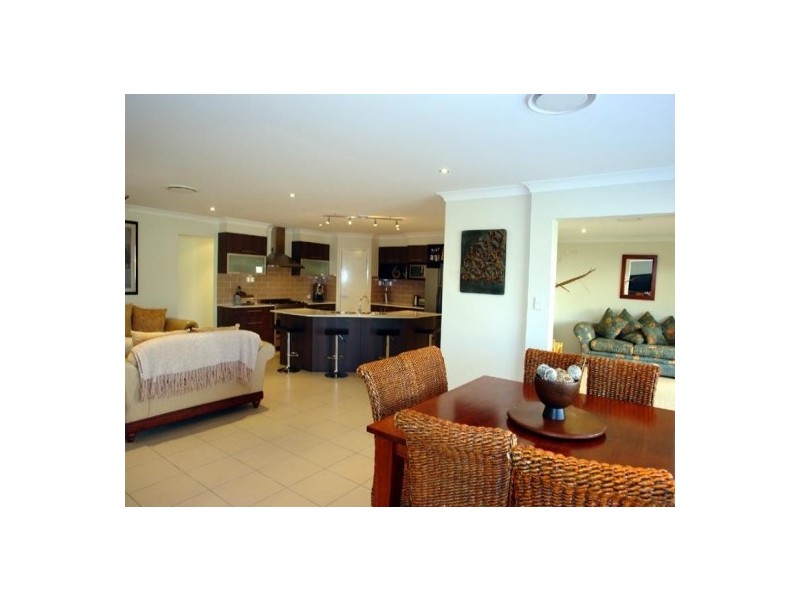 5 Frederick Street, Moggill QLD 4070