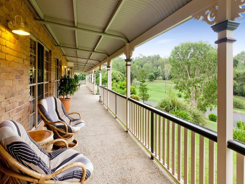 17 Dahmac Place, Pullenvale QLD 4069