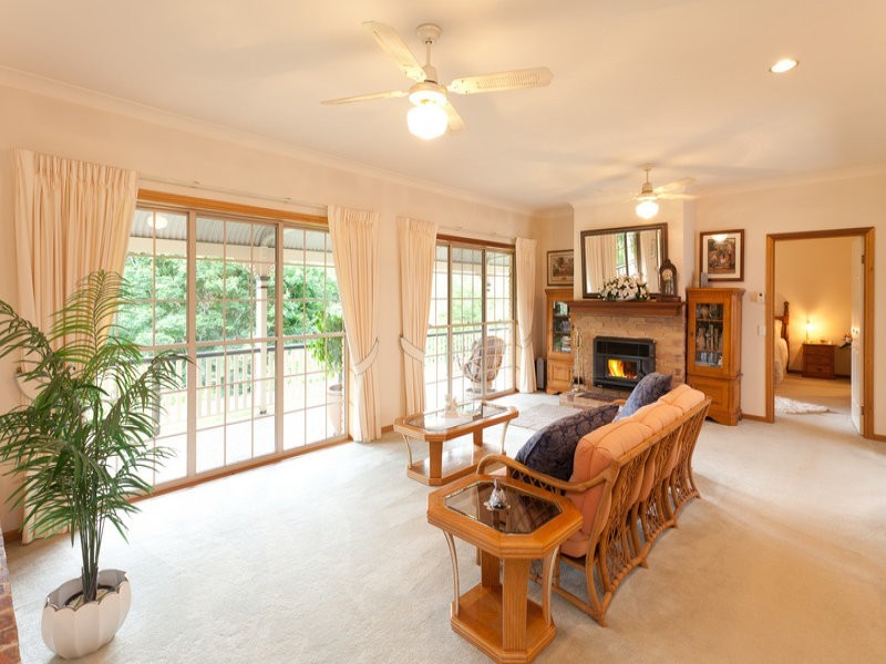 17 Dahmac Place, Pullenvale QLD 4069