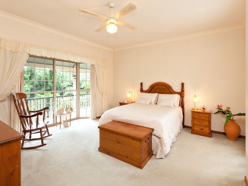 17 Dahmac Place, Pullenvale QLD 4069