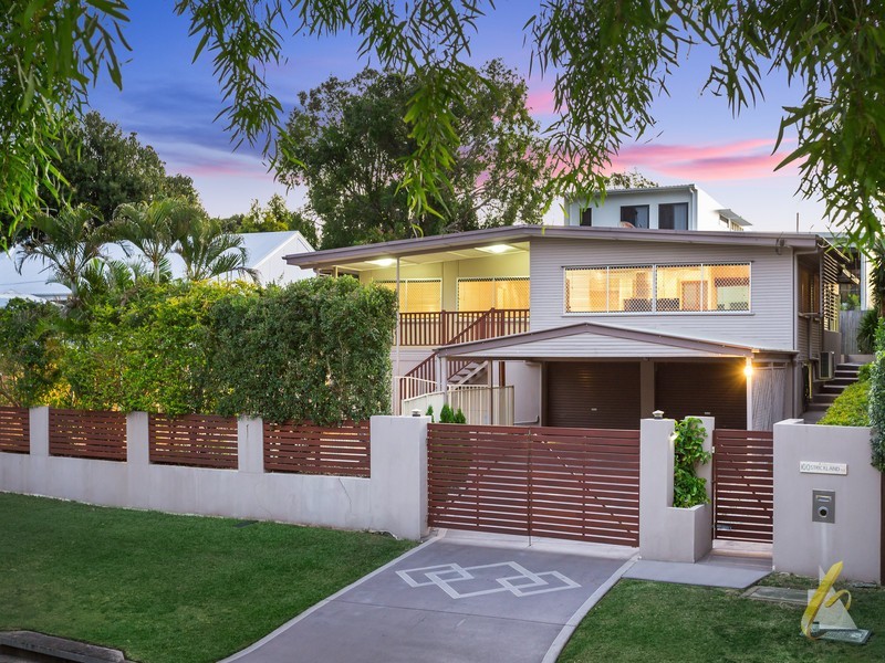 100 Strickland Tce, Graceville QLD 4075