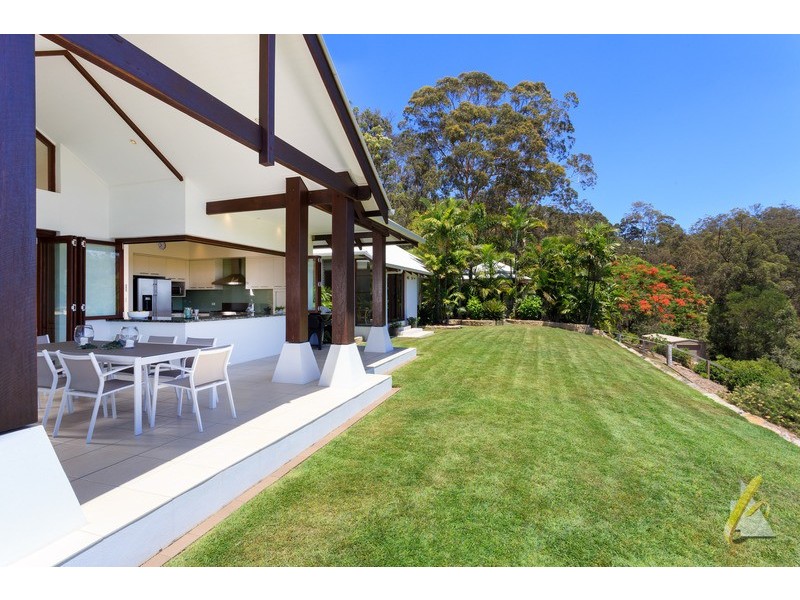 260 Old Farm Road, Pullenvale QLD 4069