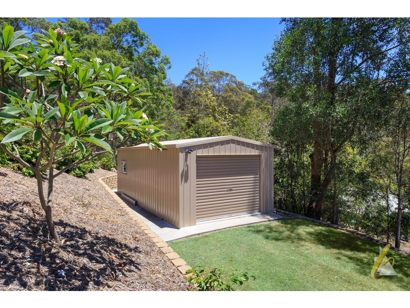 260 Old Farm Road, Pullenvale QLD 4069