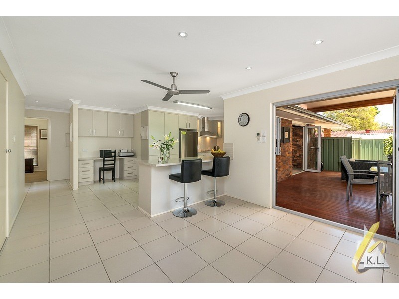 17 Karri Avenue, Karana Downs QLD 4306