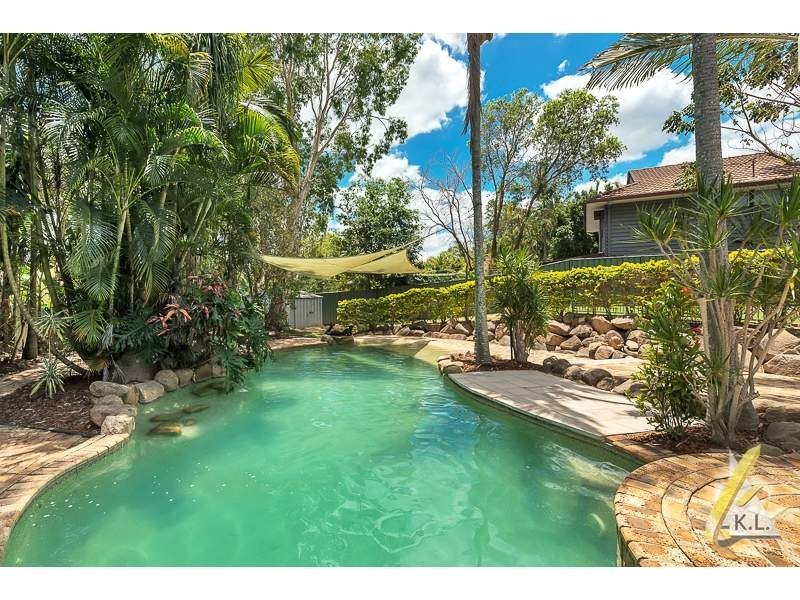 17 Karri Avenue, Karana Downs QLD 4306