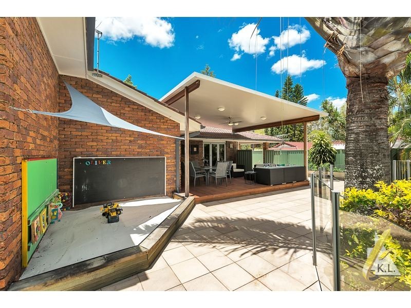 17 Karri Avenue, Karana Downs QLD 4306