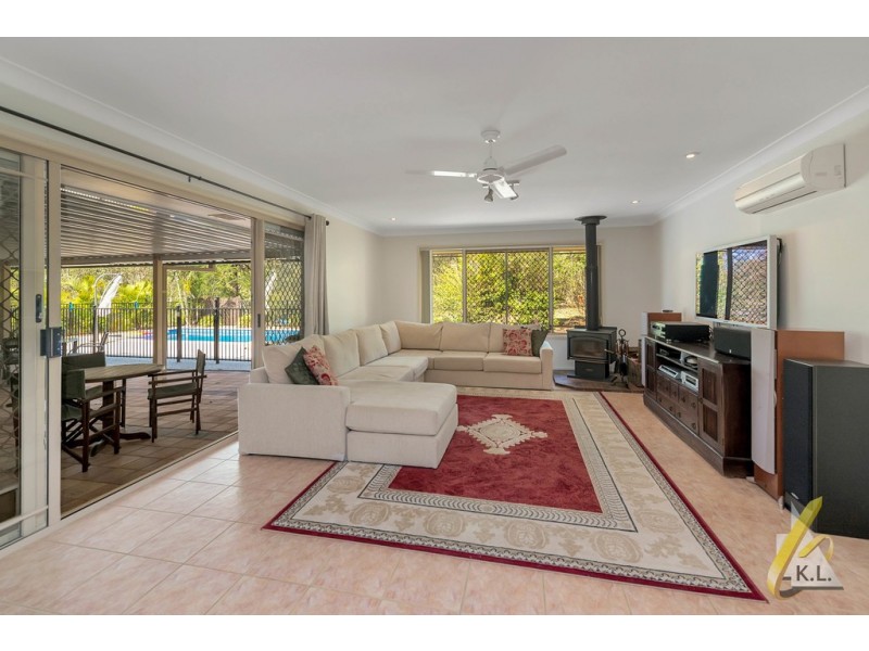 3 Cronin Court, Chuwar QLD 4306