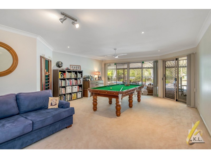 3 Cronin Court, Chuwar QLD 4306