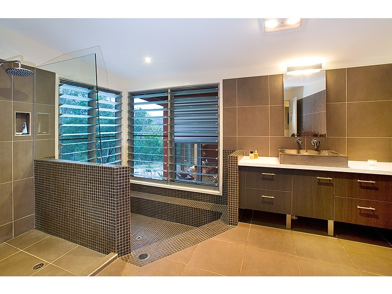 59 Haven Road, Pullenvale QLD 4069